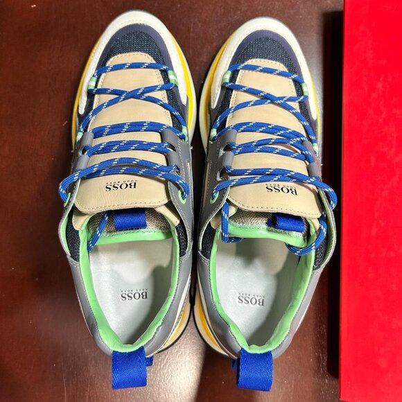 BOSS Panelled-Design Low-Top Leather Sneakers - Picture 5 of 11